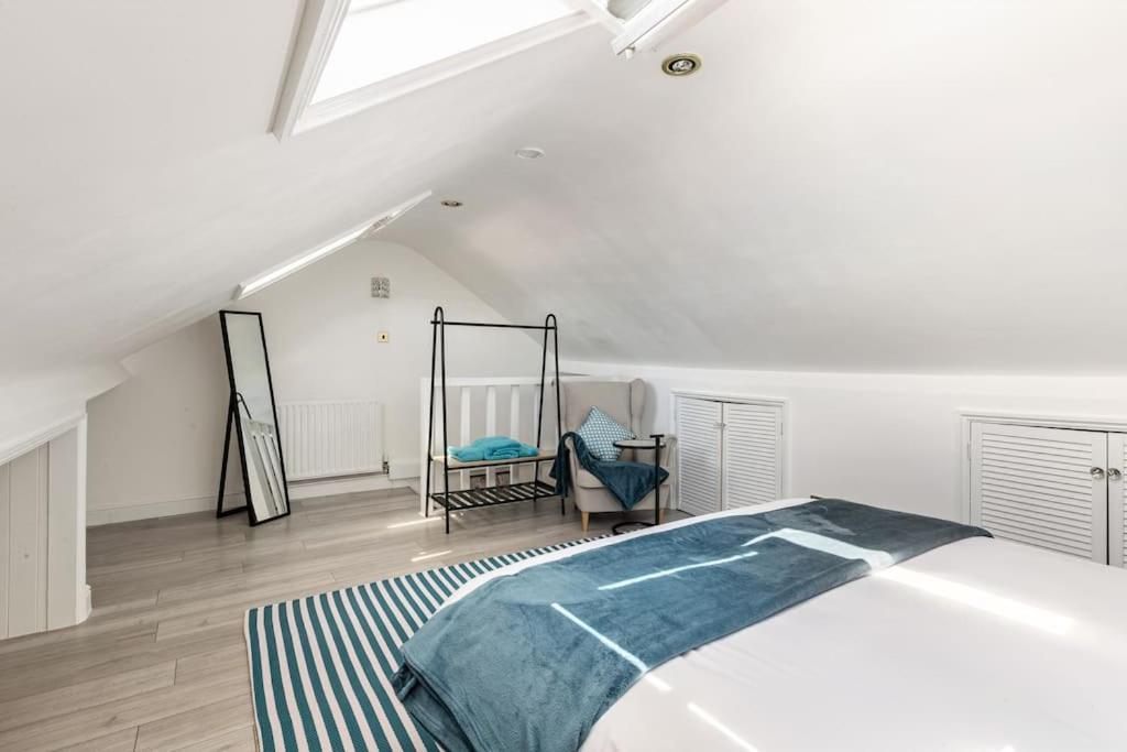 One Bedroom Duplex Apartment Located In Cowley. Oxford Exterior photo